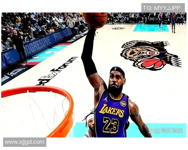 湖人成功击败勇士,詹姆斯狂砍三双助球队取得关键胜利 湖人成功击败勇士,詹姆斯狂砍三双助球队取得关键胜利